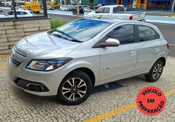 CHEVROLET ONIX 1.4 MPFI LTZ 8V FLEX 4P AUTOMÁTICO